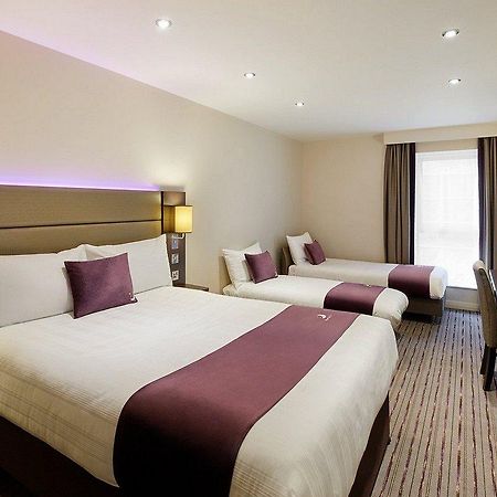 Premier Inn Leeds City Centre エクステリア 写真