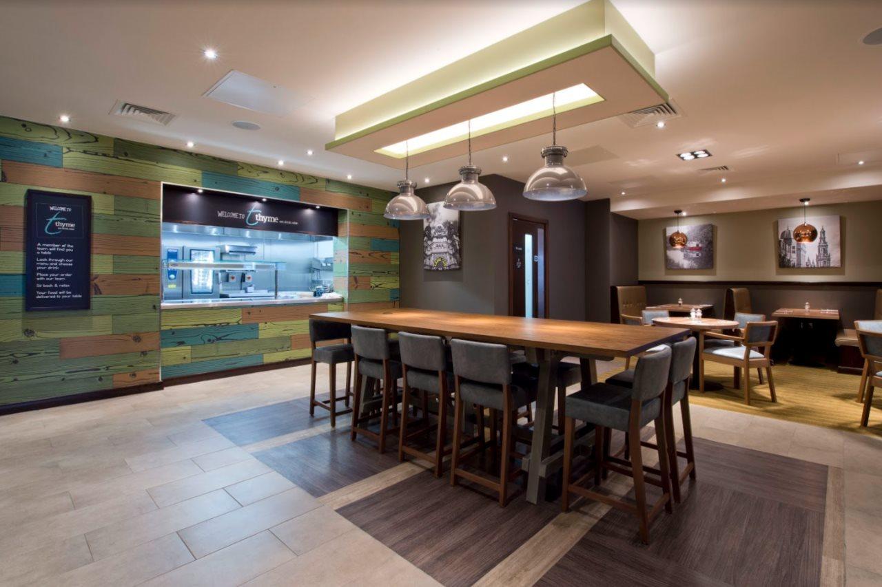 Premier Inn Leeds City Centre エクステリア 写真